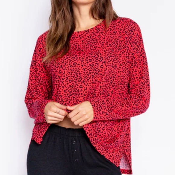 🔵  35) P.J. Salvage Leo Love Top P.J Salvage NWT size LARGE - Picture 1 of 7